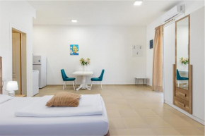 Apartments Lustica